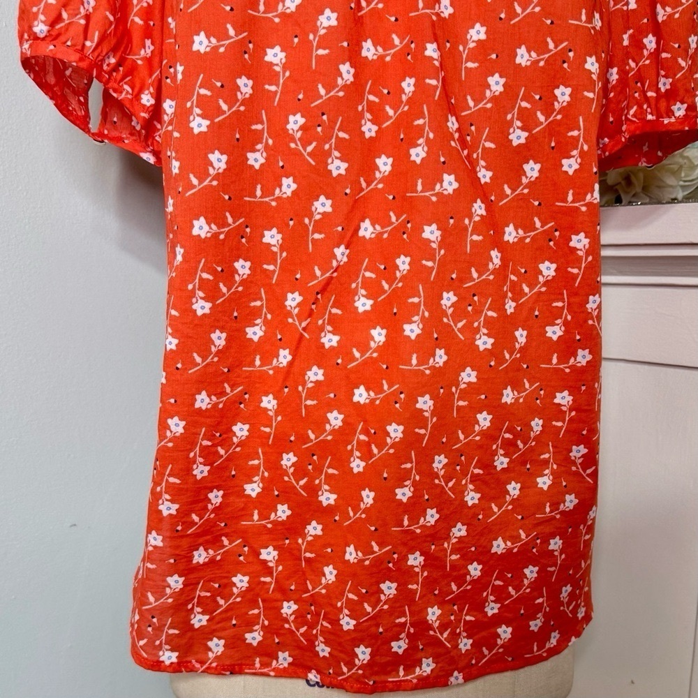 Talbots Ruffle Popover Blouse Scattered Blossoms Orange with White Flowers Large - Picture 4 of 10